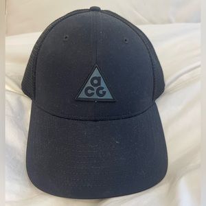 BRAND NEW WITH TAGS Nike baseball hat